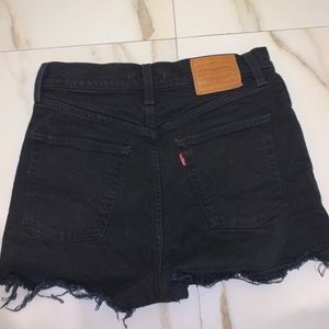 levi’s high wasted shorts